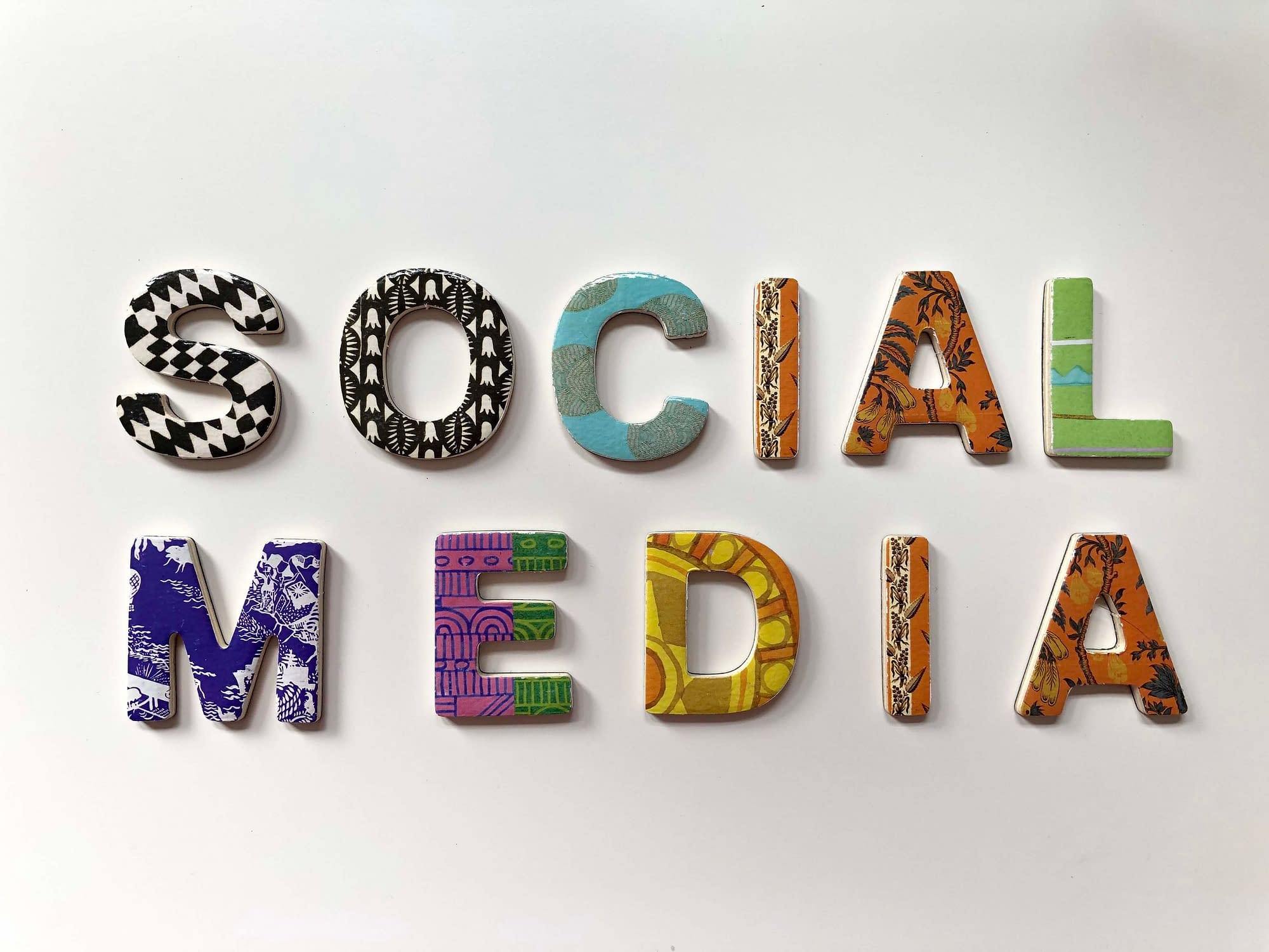 How to Choose a Social Media Management System